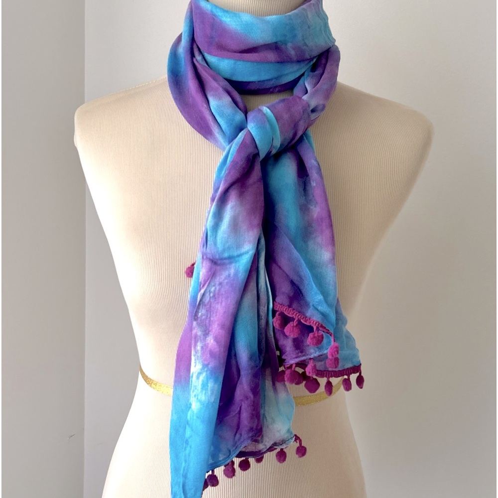 🌸NWT Gypsy 05 Boho Tie Dye Scarf. Colorful & Vibrant. Purple, Turquoise, Pink